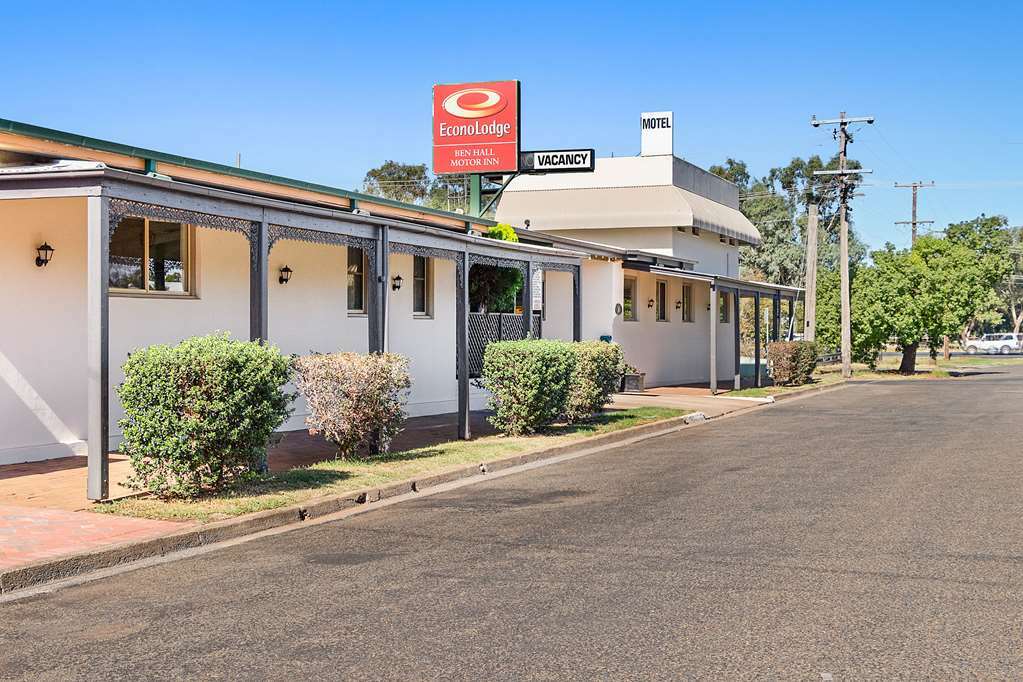 Ben Hall Motor Inn Форбс Экстерьер фото